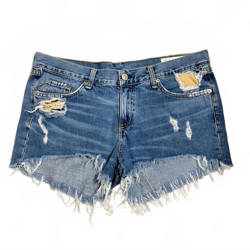 {SOLD} Rag & Bone Winnie Distressed Frayed Cut off Medium Wash Shorts- Size 29 - Picture 1 of 4